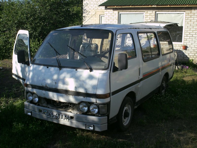 Isuzu микроавтобус 1990