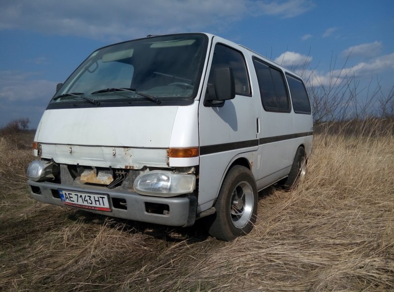 Isuzu Midi 1 поколение, минивэн 4 дв.