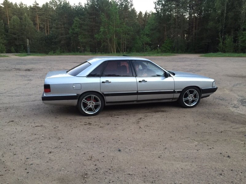 Ауди 200 сигара