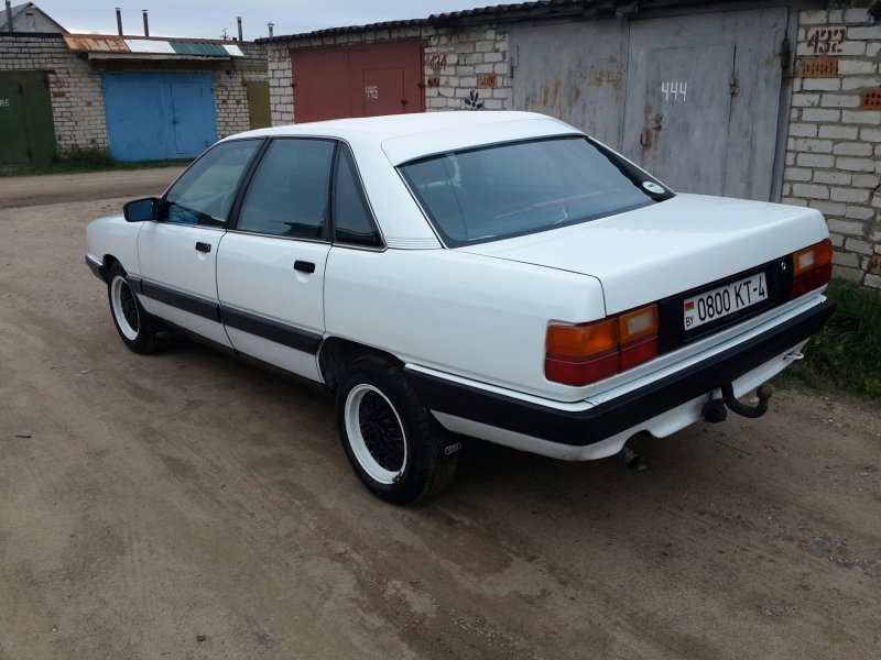 Ауди 100 44 кузов 1.8