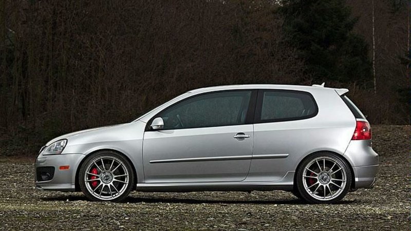 Volkswagen Golf vi белый