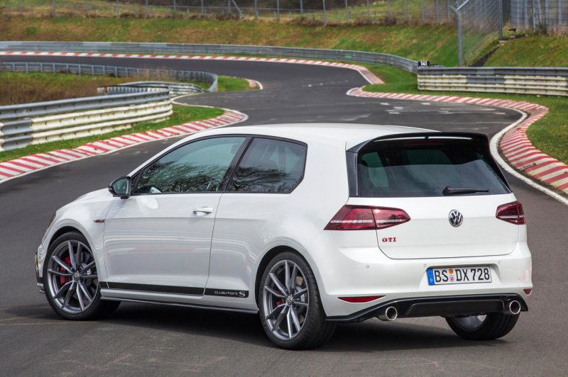 Volkswagen Golf GTI купе