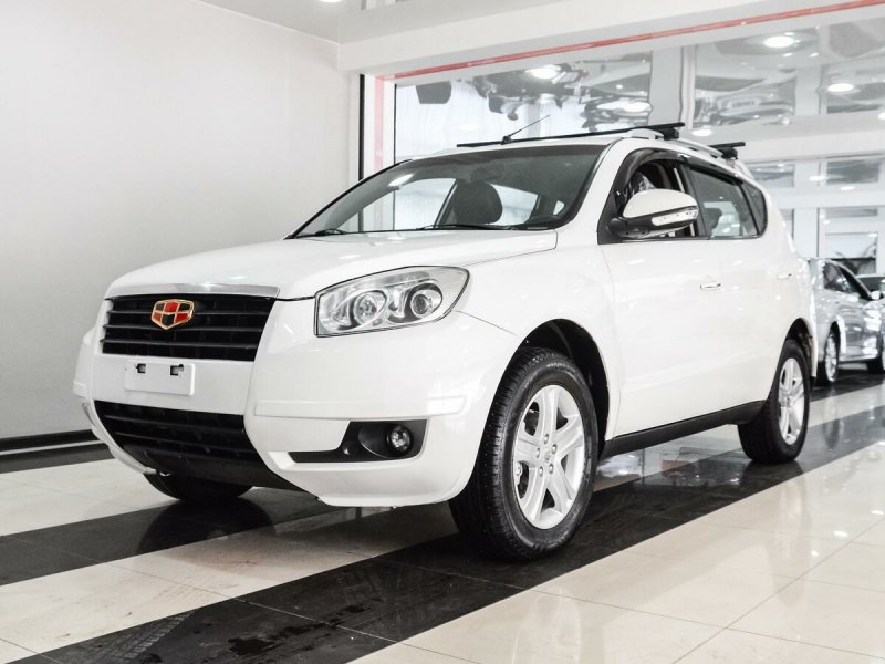 Geely Emgrand ec7 белый