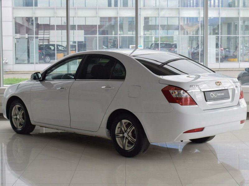 Geely ec7 2013