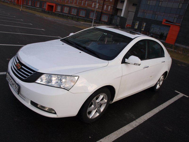 Geely Emgrand ec7 белый