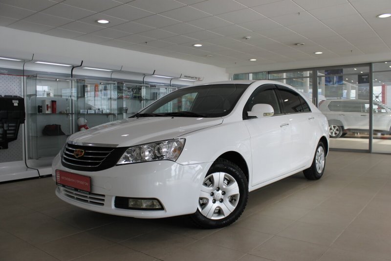 Geely Emgrand ec7 белый