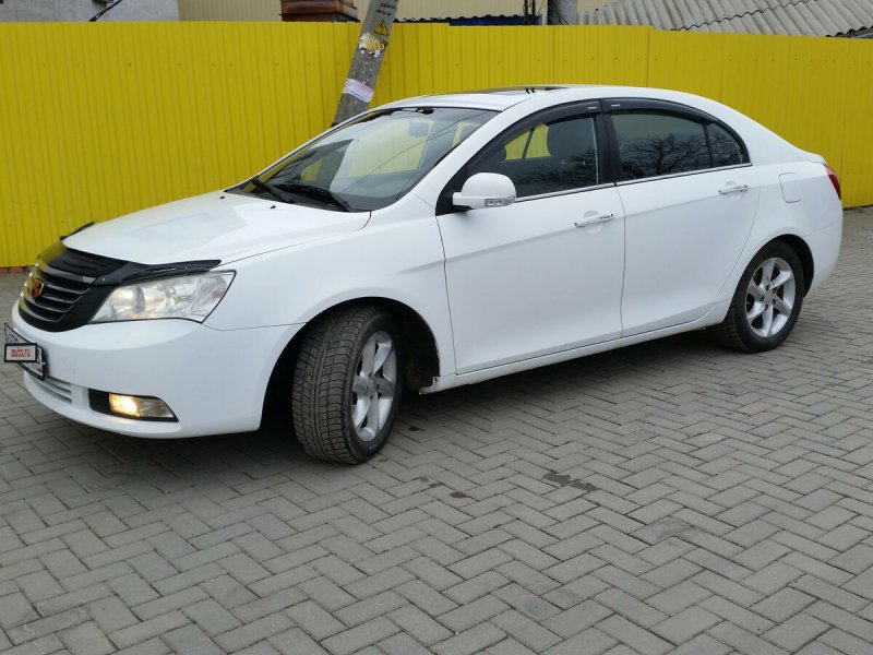 Geely Emgrand ec7 салон