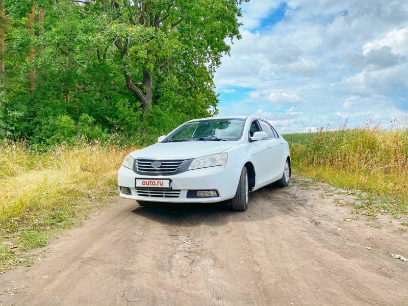 Geely Emgrand ec7 белый