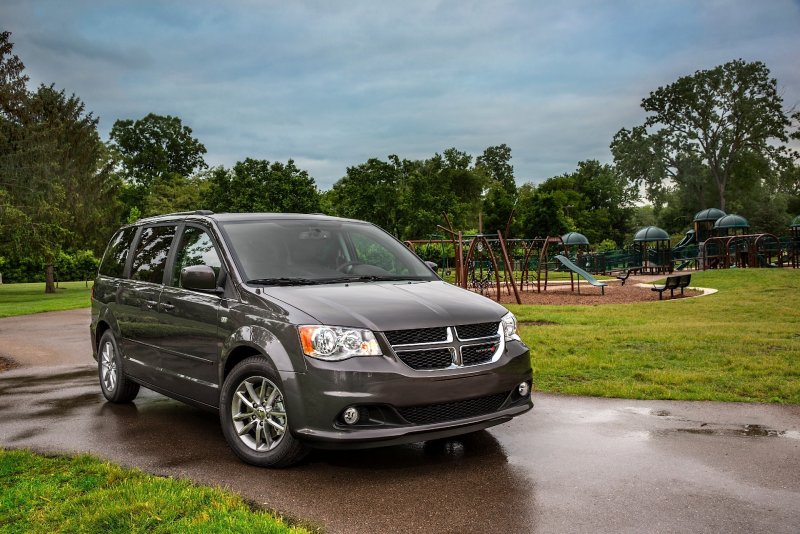 Минивэн dodge Caravan