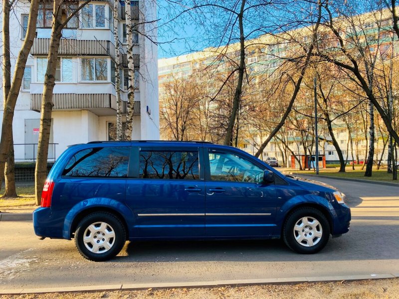 Додж Гранд Караван 2018