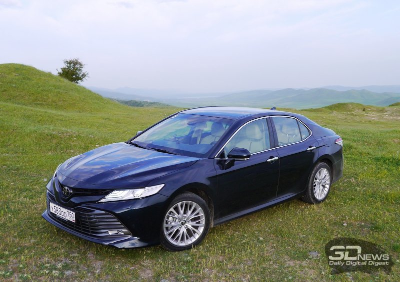 Toyota Camry 2018 американская