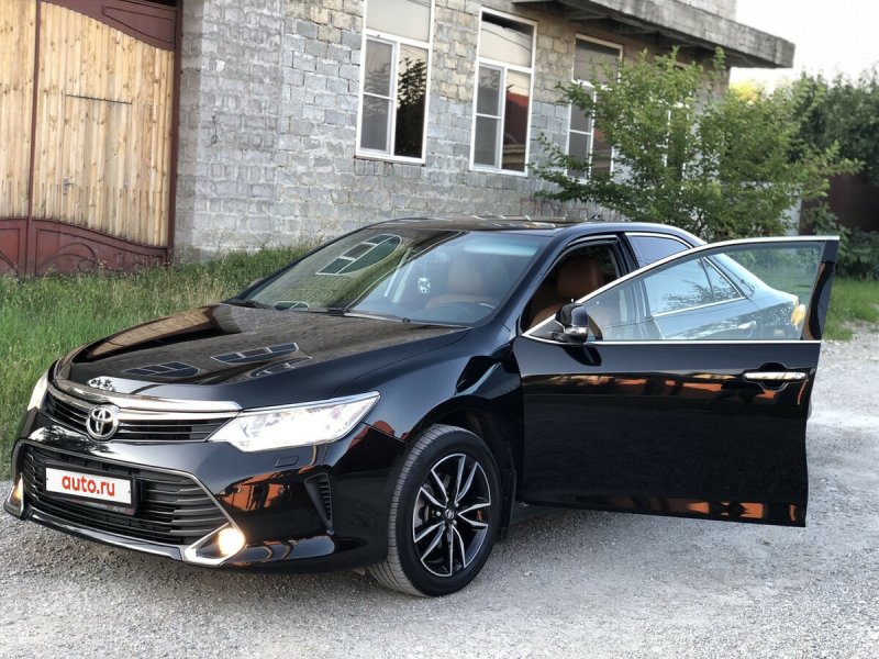 Toyota Camry 60