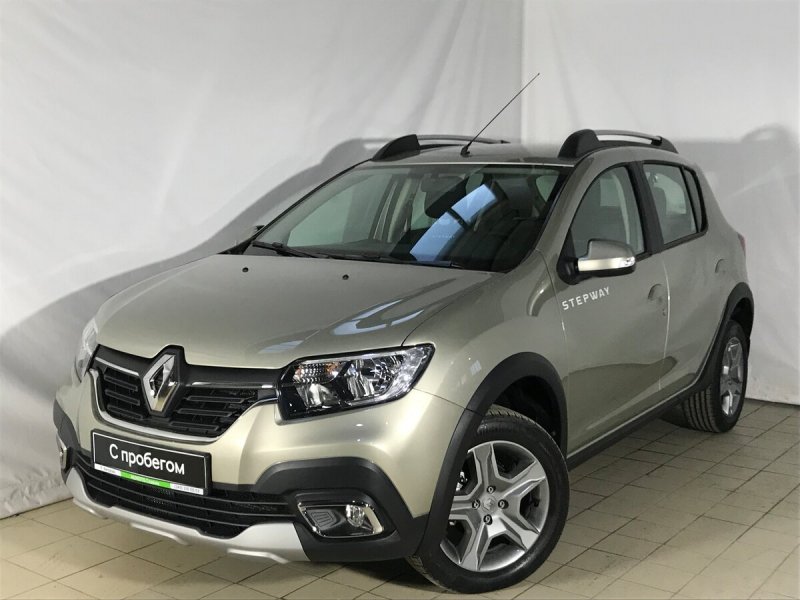 Renault Sandero II Stepway коричневый
