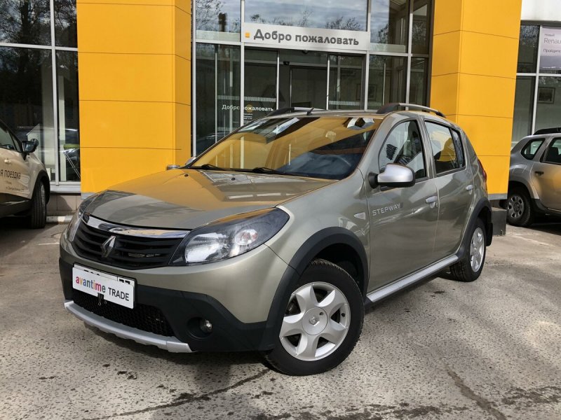 Renault Sandero Stepway бежевый