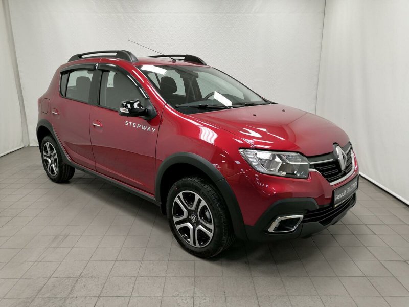 Renault Sandero Stepway красный