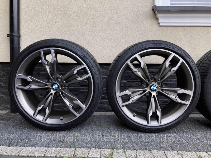 BMW r22 Style Wheels