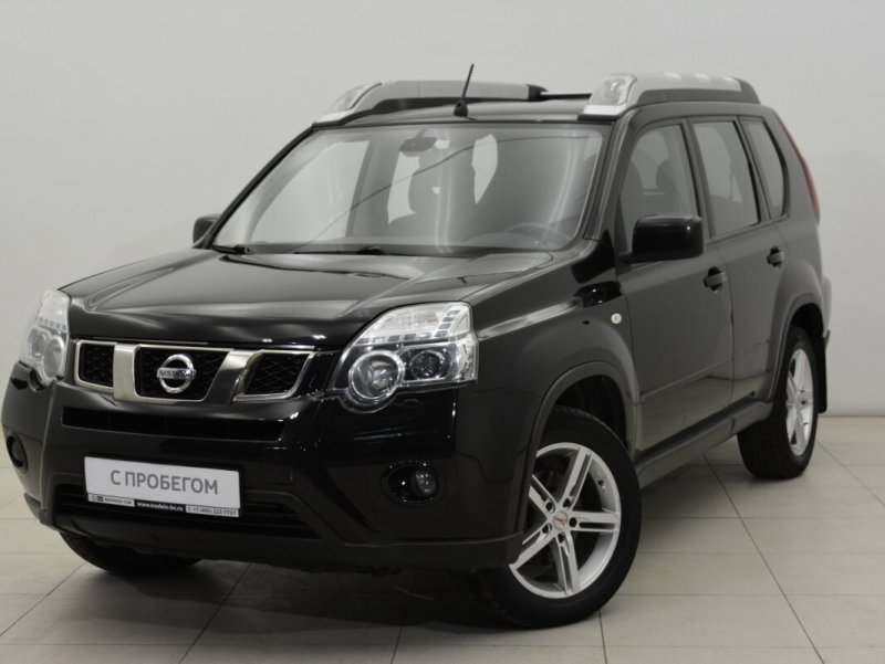 Nissan x-Trail 2011 черный