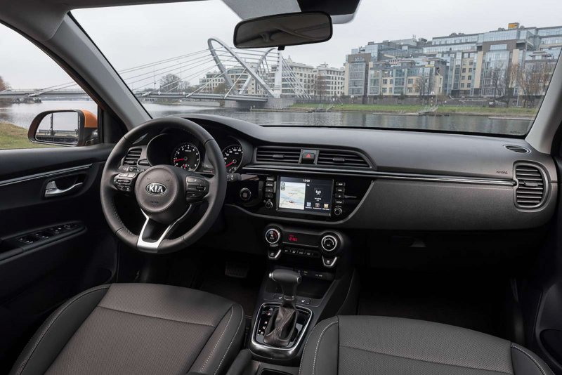 Kia Rio IV X-line 1.6 at (123 л.с.)