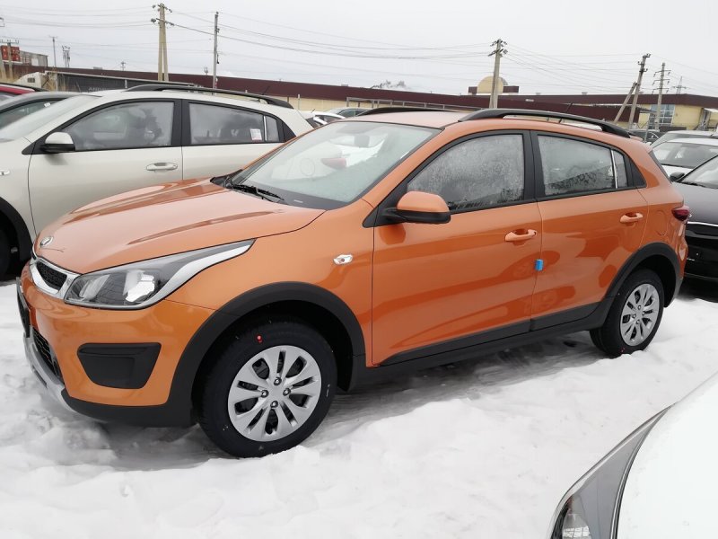Kia Rio x-line 2018 белый