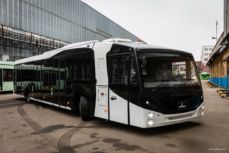 Перронный автобус МАЗ 271