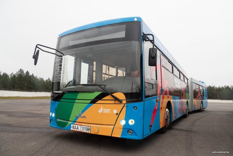 Автобус МАЗ 216066