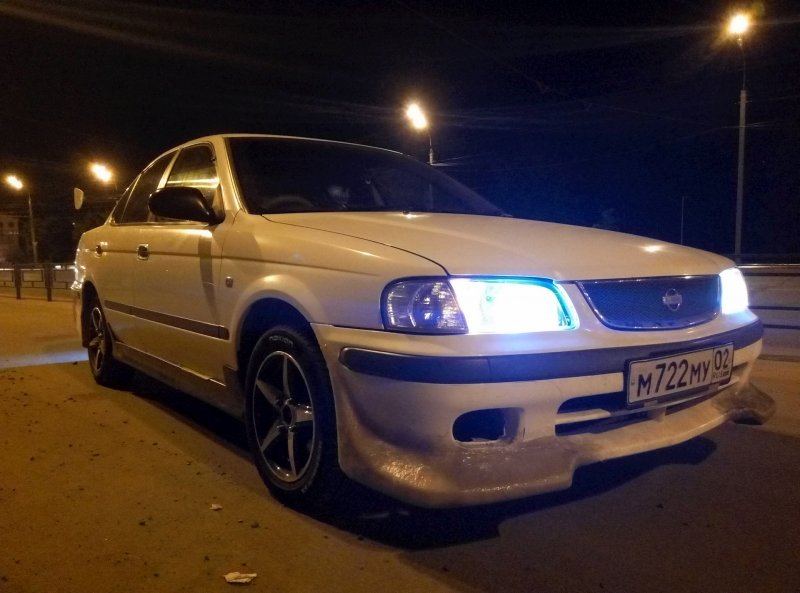 Nissan Sunny fb15