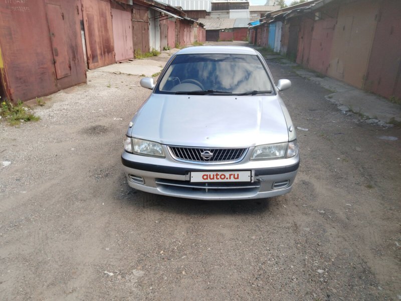 Nissan Sunny b15