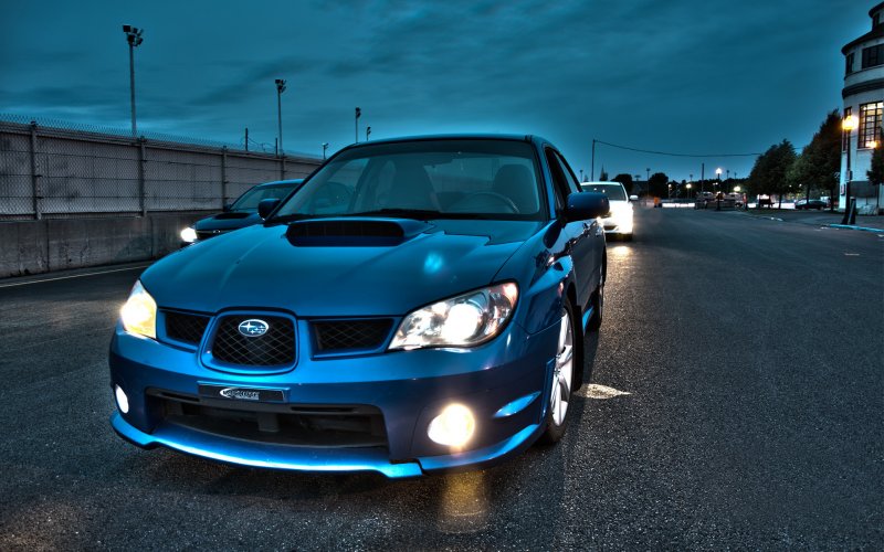 Subaru Impreza голубая