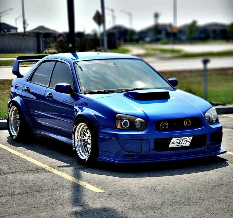 Субару Импреза WRX STI