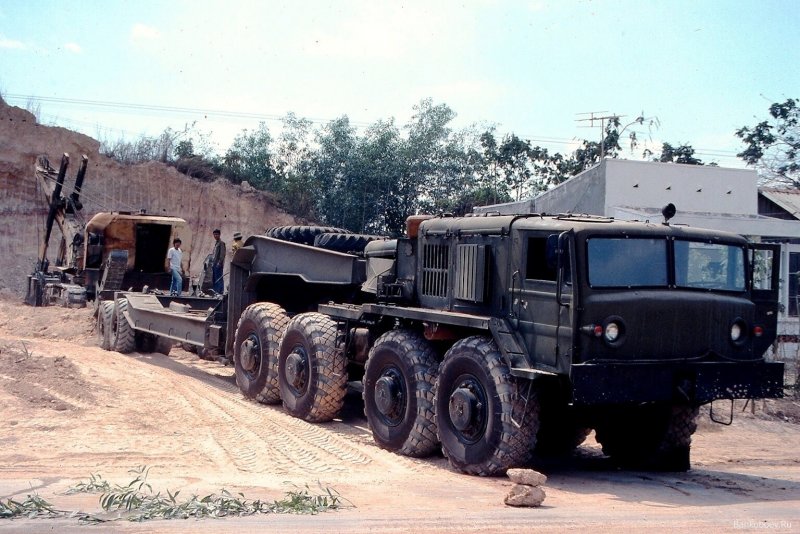 Военный МАЗ 537