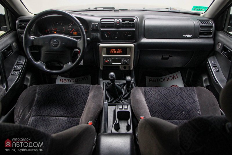 Opel Frontera b 2000 салон