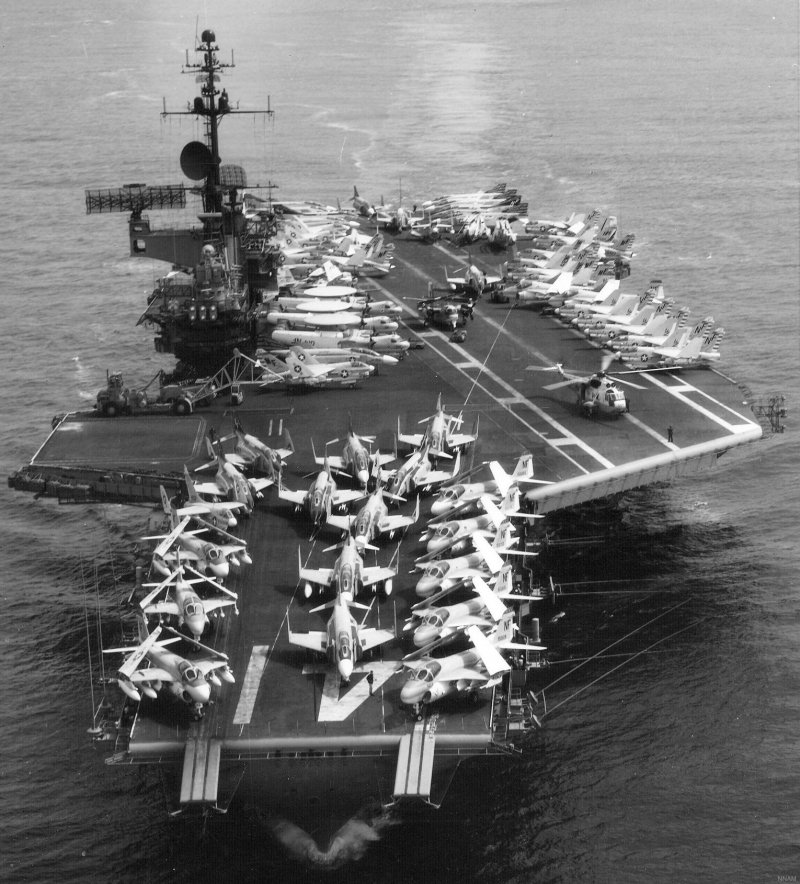 USS Essex корабль
