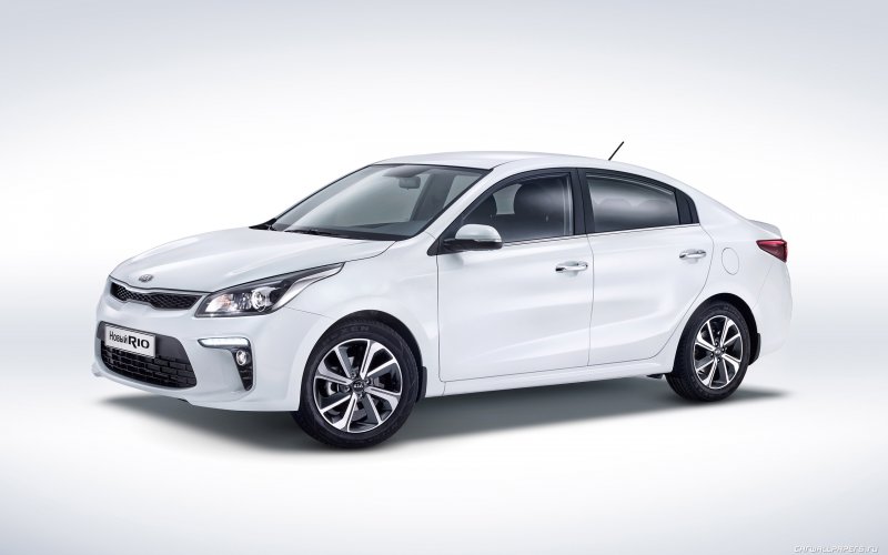 Kia Rio 2017 белая