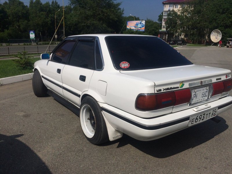 Toyota Sprinter 1988