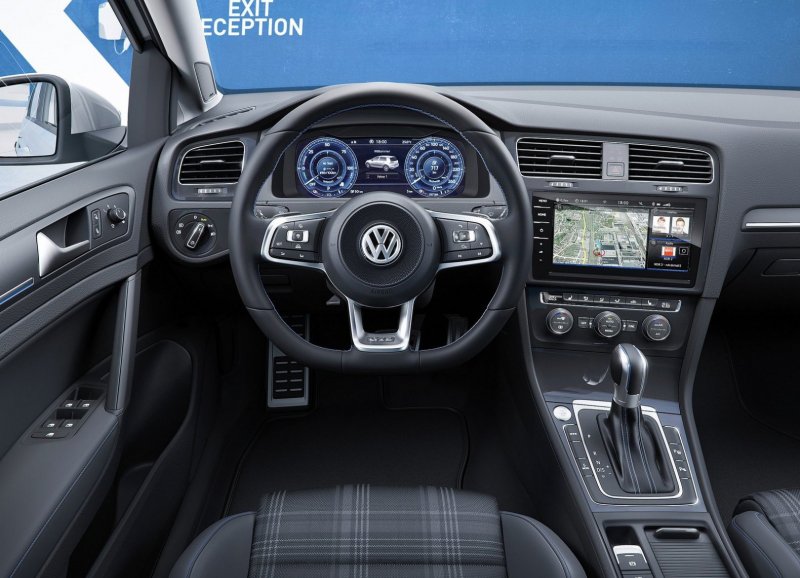 Volkswagen Golf 7 r салон