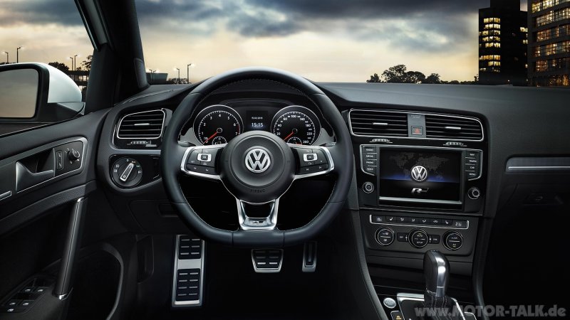Volkswagen Golf GTI Interior