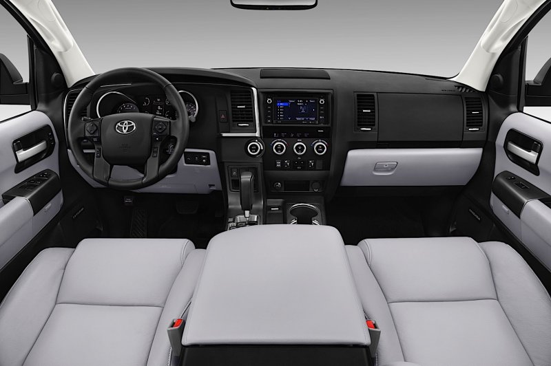 Toyota Sequoia 2021 салон