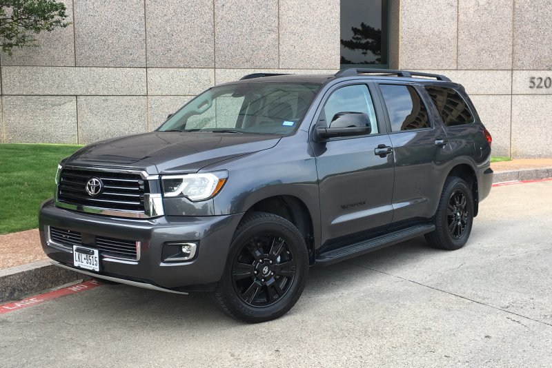 Toyota Sequoia 2021