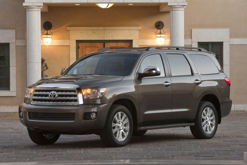 Toyota Sequoia 2013