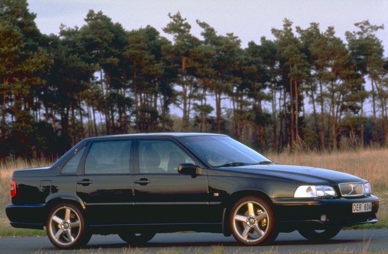 Volvo s70r