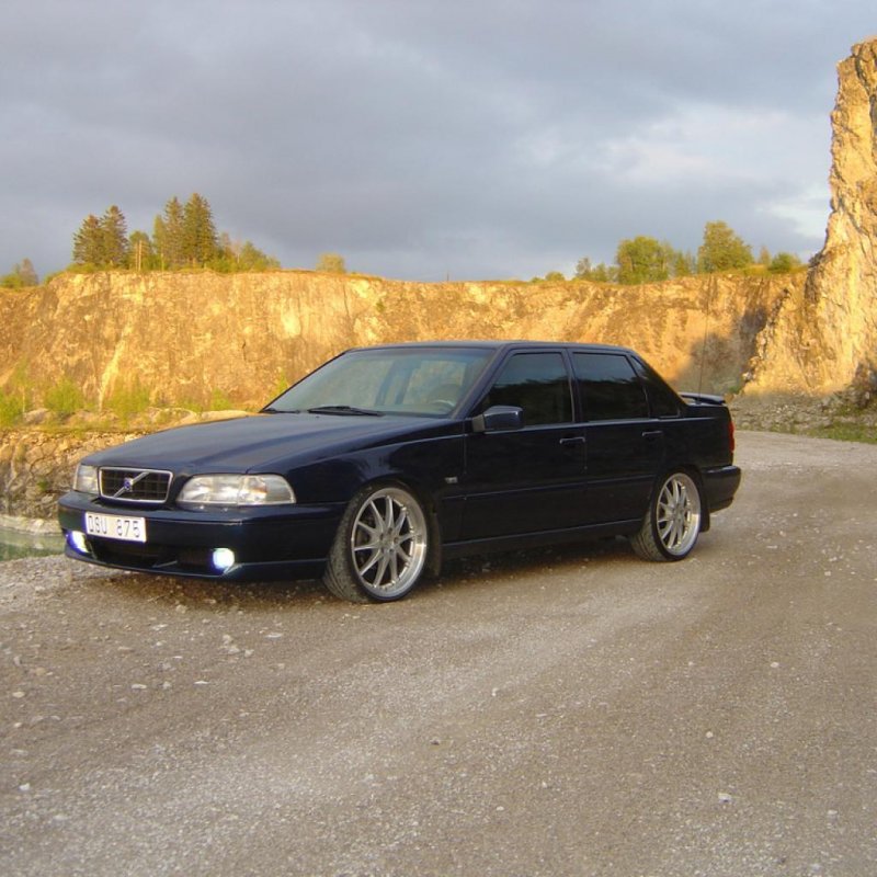Volvo s70r