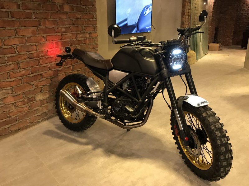Скремблер 125