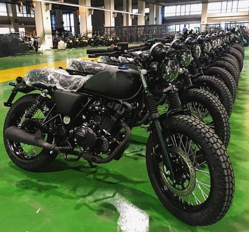 Мотоцикл 125 скремблер