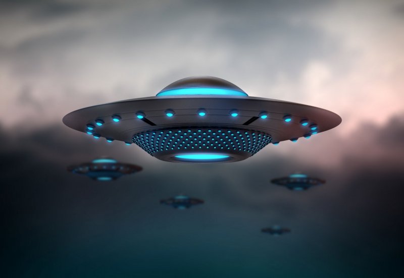 Летающая тарелка «UFO Magico»;