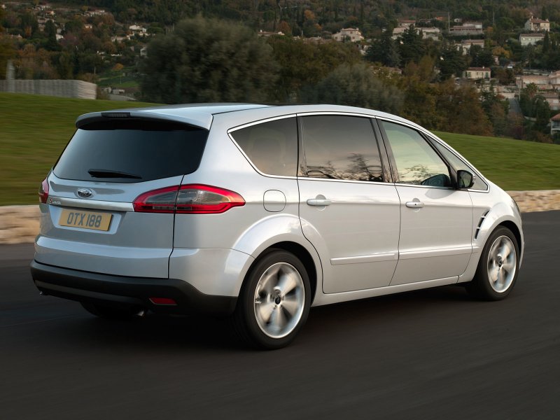 Ford s Max 2