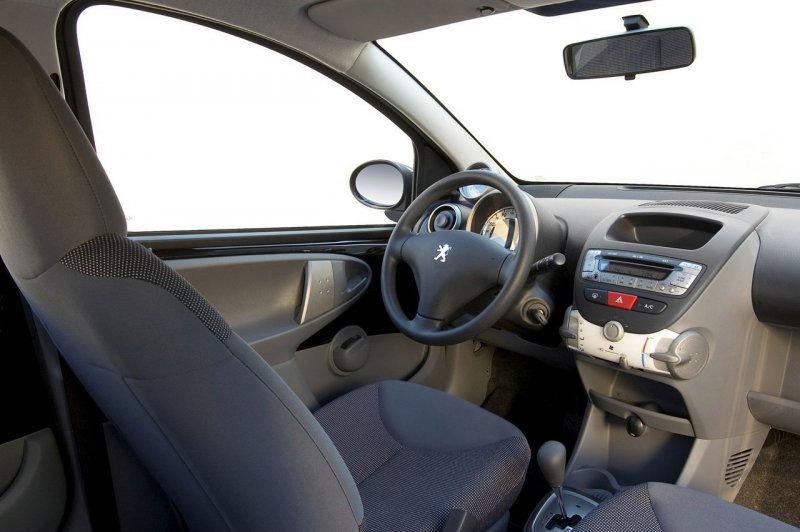 Peugeot 107 Interior
