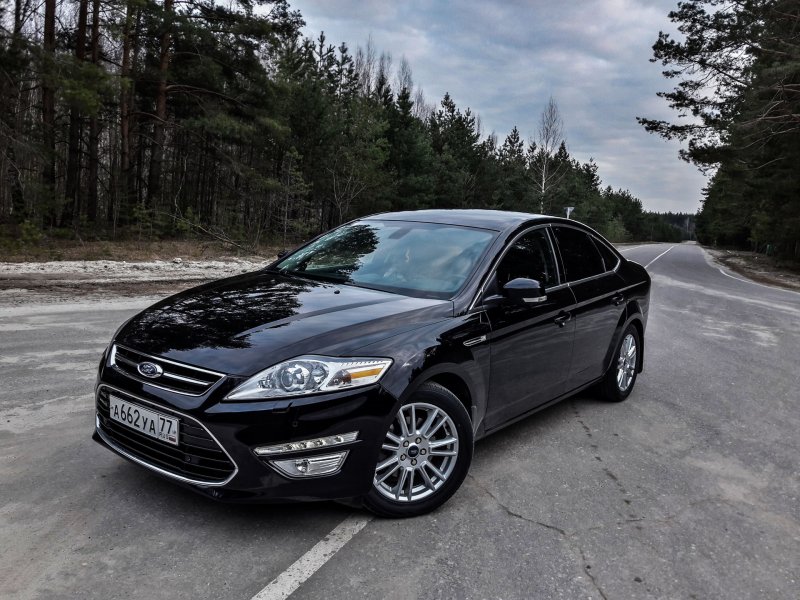 Ford Mondeo 2013 Black