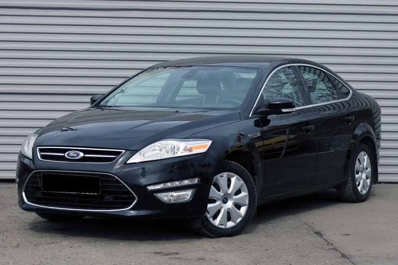 Ford Mondeo 5 Black