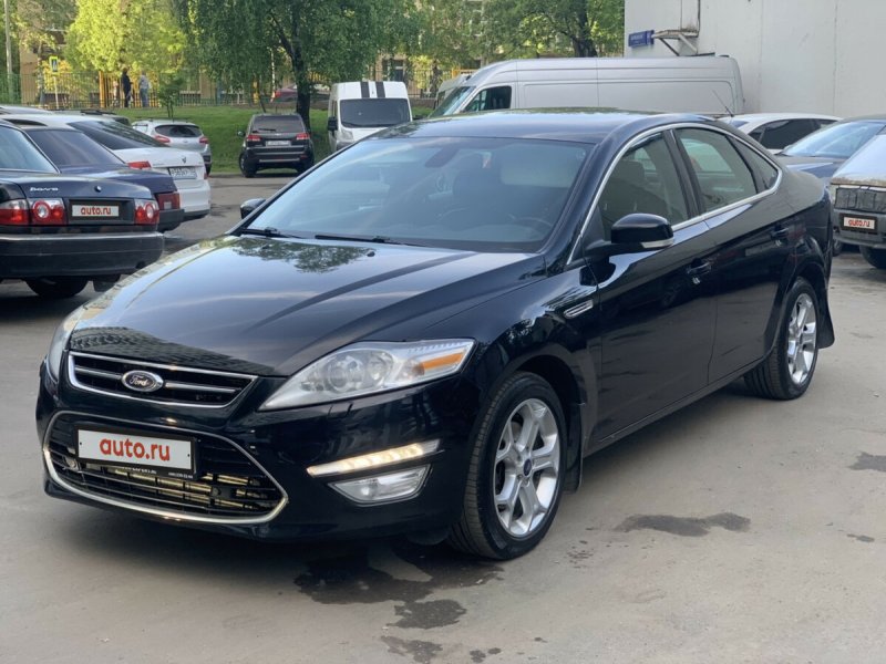 Ford Mondeo черный