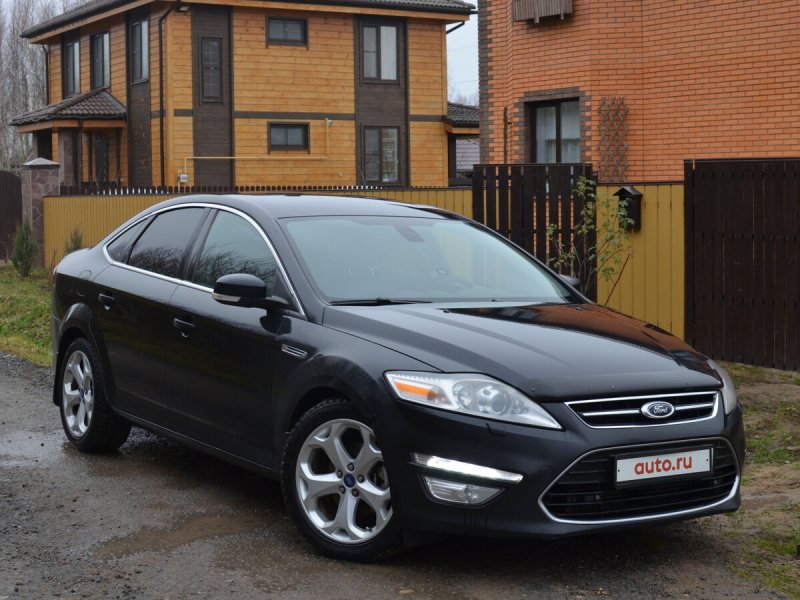 Ford Mondeo 2011 черный